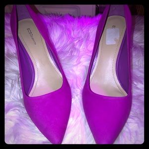 BCBGeneration Suede Magenta Heels